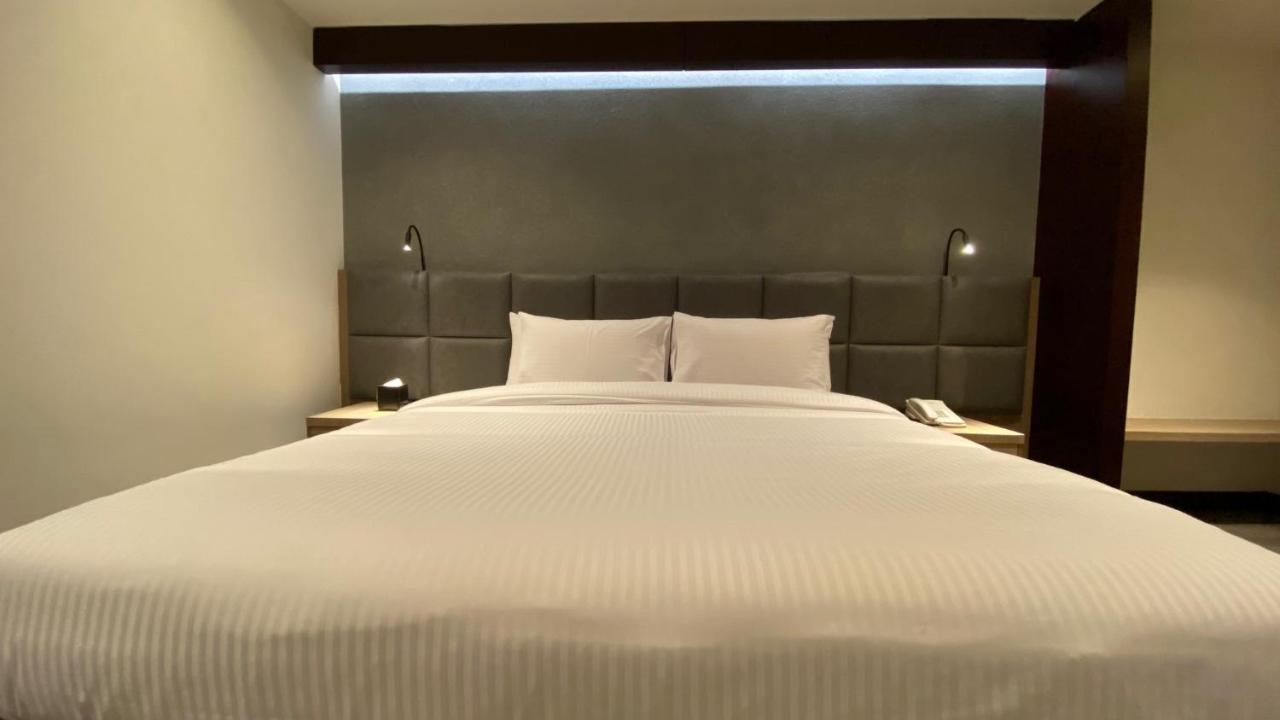 Sitara Hotel Apartment Dubai Ngoại thất bức ảnh